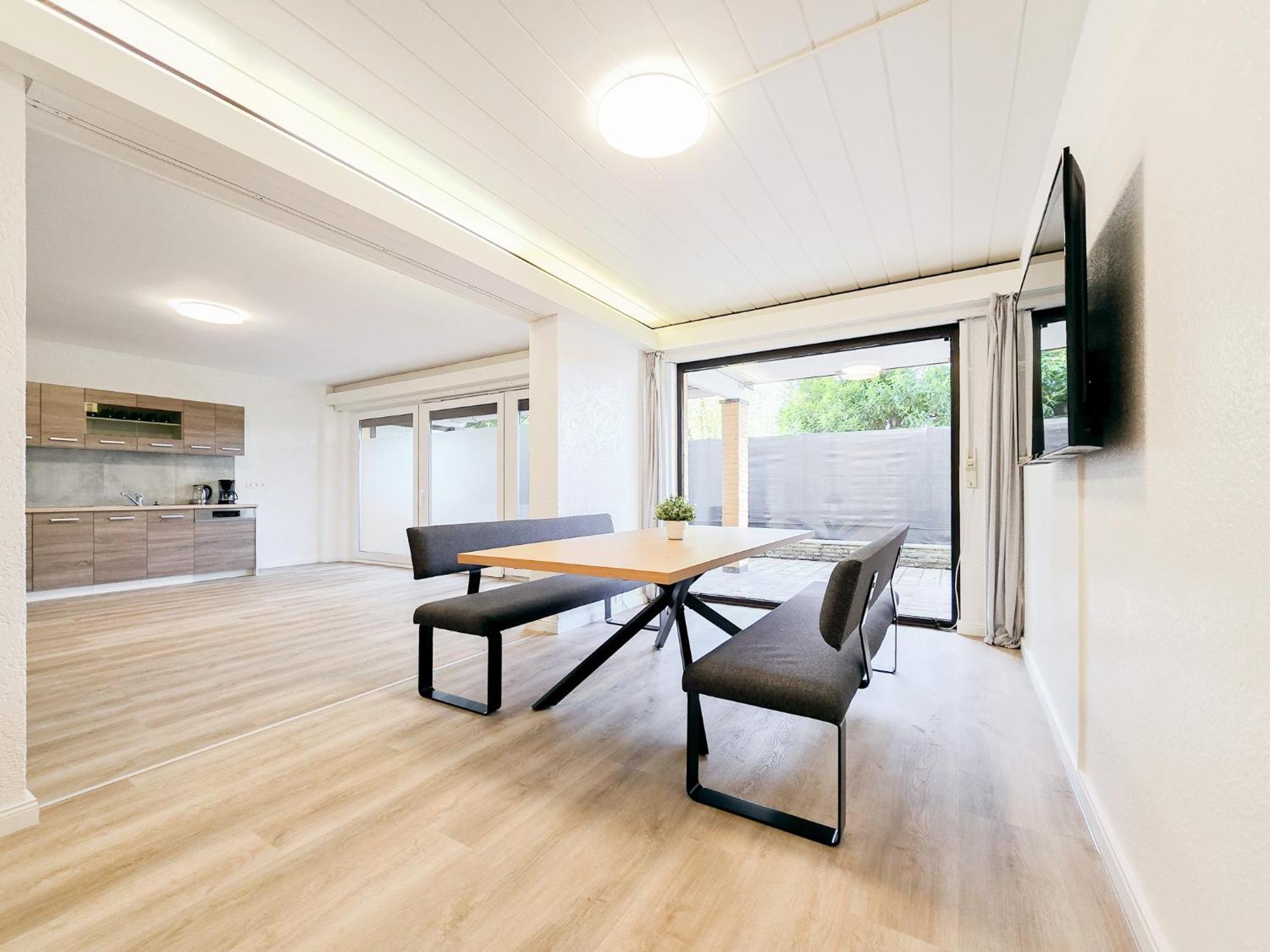 Raj Living - 3 With Terrace - 25 Min Messe Dus